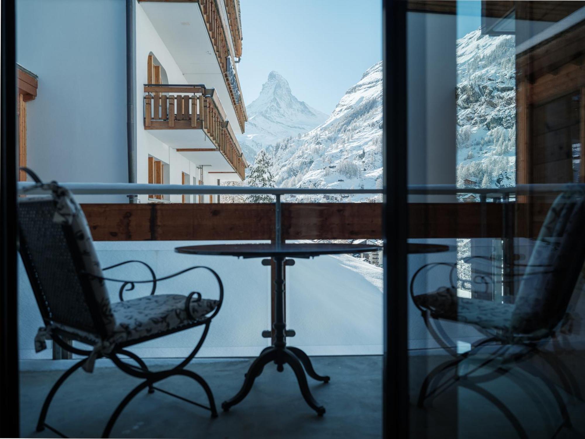 Petit Chalet By Schoenegg Zermatt Extérieur photo